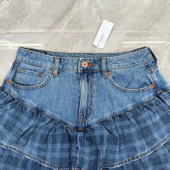 Women’s American Eagle Plaid Tiered Ruffle Denim Skirt Size 6 - Picture 3 of 16